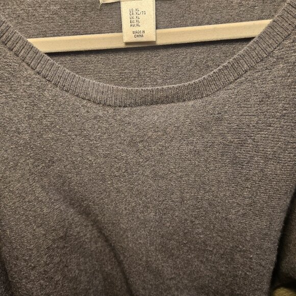 Max Studio London 100% Merino Wool Gray Dolman Sleeve Knit Sweater - Picture 3 of 4